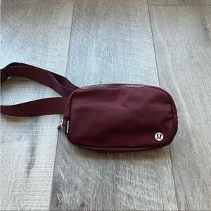 Lululemon Everywhere Belt Bag in Red Merlot